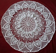 Obrus nowy ażurowy z połyskiem szydełkowy średnica 85 cm
