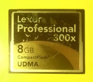 CompactFlash 8 GB >> L E X A R Professional >> 300x UDMA