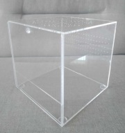 Terrarium dla pająków, świerszczy, patyczaków 20x20x20cm- drzwi gilotynowe.