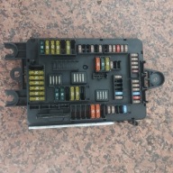 SKRZYNKA BEZPIECZNIKÓW BMW F30 2.0b 926111002