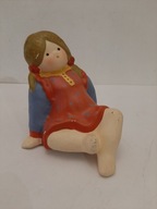 FIGURKA PORCELANOWA DO GABLOTY SKANDYNAWSKA LARSON DZIEWCZYNKA