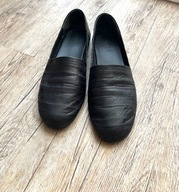 Vince Czarne flats Buty na płaskim obcasie r.41