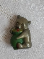 Stara unikalna zawieszka z czasów PRL-u - MIŚ Z BECZKĄ MIODU