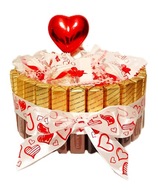 TORT Z CZEKOLADEK RAFFAELLO PREZENT Z SERCEM WALENTYNKI