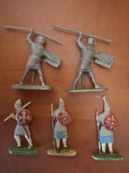 żołnierzyki 5 sztuk PRL