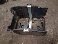 FORD FIESTA MK7 PODSTAWA AKUMULATORA 8V21-10723-BD