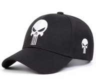 CZAPKA Z DASZKIEM CZASZKA PUNISHER MARVEL LOGO FRANK CASTLE JON BERNTHAL
