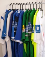 12 koszulek Lecha Poznań/Warty Poznań / CANCER FIGHTERS