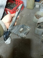 AUDI A4 B8 ZAWIAS MASKI PRAWY PRZÓD 8K0823302D