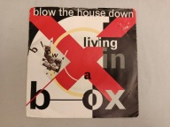 VINYL SP 7" / Living In A Box / Blow The House Down