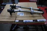 Lagi Zawieszenie Przód Półki Ośka Sztyca Suzuki GSXR 600 K8 K9 L0 08-10 750