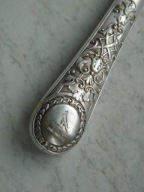 # Piękny srebrny widelec obiadowy #