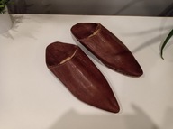 Kapcie, pantofle domowe całe ze skóry naturalnej. Bardzo wygodne.