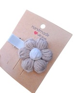 Spinka do włosów szydełkowy kwiatek puff 3.5 cm ecru beż