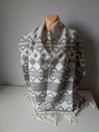 Markowy śliczny delikatny i elegancki szaliczek Calvin Klei