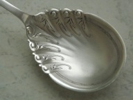 # Piękna srebrna łyżka deserowa #