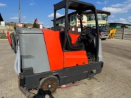 zamiatarko szorowrka Hako POWERBOSS PB45LP LPG silnik Kubota rok 2014'