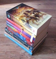Czerwona piramida. Rick Riordan i inne - zestaw fantasy x 8