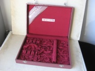 KASETA na SZTUĆCE na SERWIS na 24 sztuk na PLATERY sygnowana HEFRA WARSZAWA