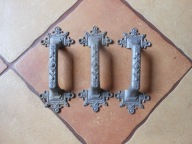 ŁADNE STARE UCHWYTY KLAMKI 3 SZTUKI