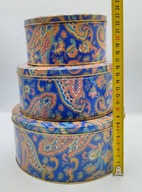 trzy stare puszki (3) - jedna wchodzi w durugą - największa ma 20 cm