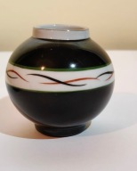 Wazonik porcelanowy - miniatura