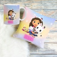 Poduszka i kubek z imieniem pomysł na prezent Koci domek