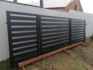 Nowa brama skrzydłowa palisada 5 m malowana podkładem