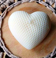 Świeczka sojowa Ażurowe Serce, świeczki dla Babci i Dziadka