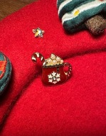 Pin przypinka świąteczny Kubek z piankami