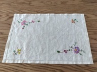 Serwetka serweta skandynawska ręczny haft niepowtarzalny bieżnik 32x47