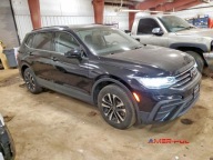 Volkswagen Tiguan 2022 r., 2,0L S AWD 2.0 Benzyna 184KM