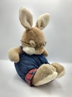 ciekawy KRÓLIK zmęczony zasnął na siedząco ;-)