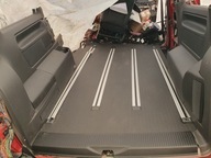 VW T6 T6.1 MULTIVAN CALIFORNIA PODŁOGA WYKŁADZINA SZYNY 1x DRZWI