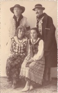 W STROJACH GÓRALSKICH ? ..... Foto. Statkiewicz Lwów