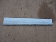 LISTWA DRZWI AUDI Q2 81A PRAWY PRZÓD S-LINE