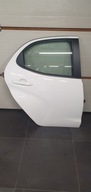 TOYOTA YARIS IV 4 DRZWI PRAWE TYLNE PRAWY TYŁ DO ZAŁOŻENIA Kod Lakieru 040