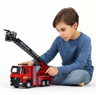 Duży Wóz Strażacki Na Wodę Straż Pożarna Auto Samochód Dźwięk Światło Straż