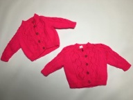 A8 Dwa swetry dla blizniaczek rozowe blizniaki 74