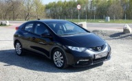Honda Civic 1.8 i-VTEC 142KM Niski przebieg Alcantara Klimatronik Kamera