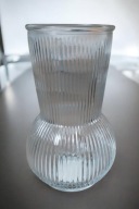 Szklana waza dekoracyjna żłobiona – elegancki wazon szkło NOWY