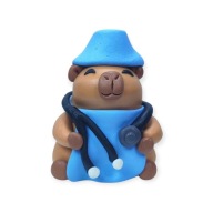 Kapibara Przebrana za Lekarza FIGURKA Z MODELINY na Halloween