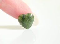 Naturalny JADEIT zielony SERDUSZKO Serce 12mm