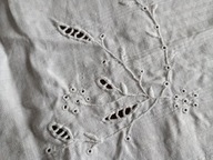 OBRYS LNIANY - HAFT RĘCZNY - SZYDEŁKOWE KORONKI 175 / 110 cm.