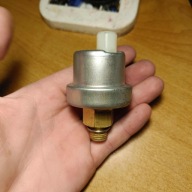 Czujniki ciśnienia oleju FSO Fiat 125p Polonez