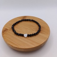 Bransoletka z koralikami Onyks z sercem z masy perłowej ręcznie robiona