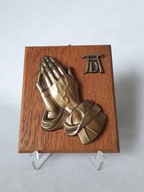 RĘCE ZŁOŻONE DO MODLITWY ZAWIESZKA