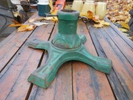 ŁADNY STARY ŻELIWNY STOJAK DO CHOINKI