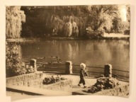 WARSZAWA. W parku Ujazdowskim, CZYSTA