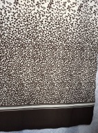 TKANINA JASNA ZE SZLACZKIEM W KROPKI 168 x155 CM